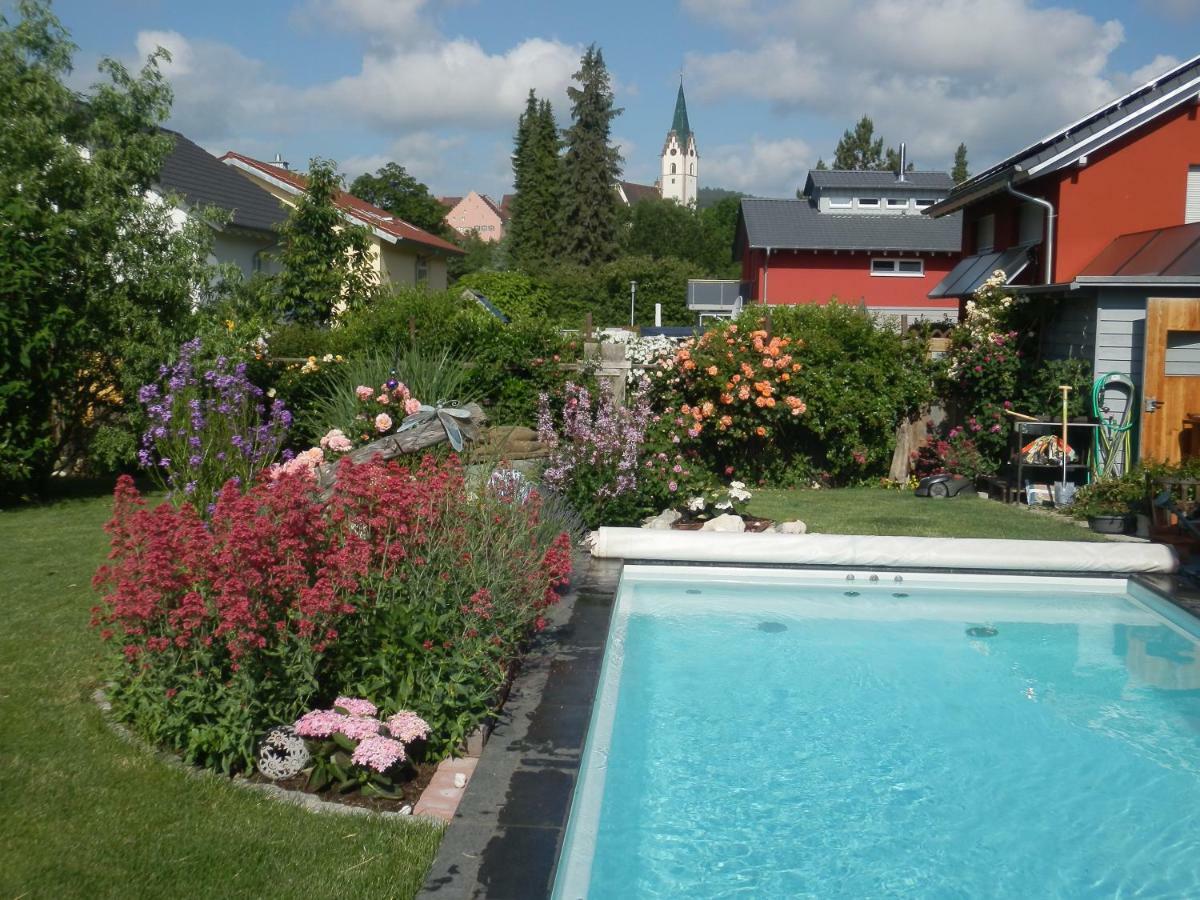 Bed&Breakfast Engen Exterior foto